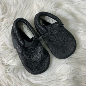 Freshly Picked x Disney Black Minnie Mouse Mocassins Sz 4